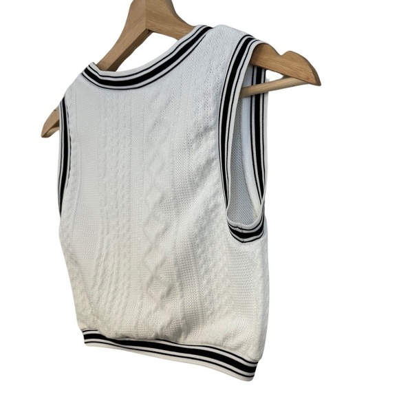 SHEIN White with Black Stripes V-Neck Varsity Cropped Sweater Vest Size 11-12Y☀️ - Picture 7 of 12